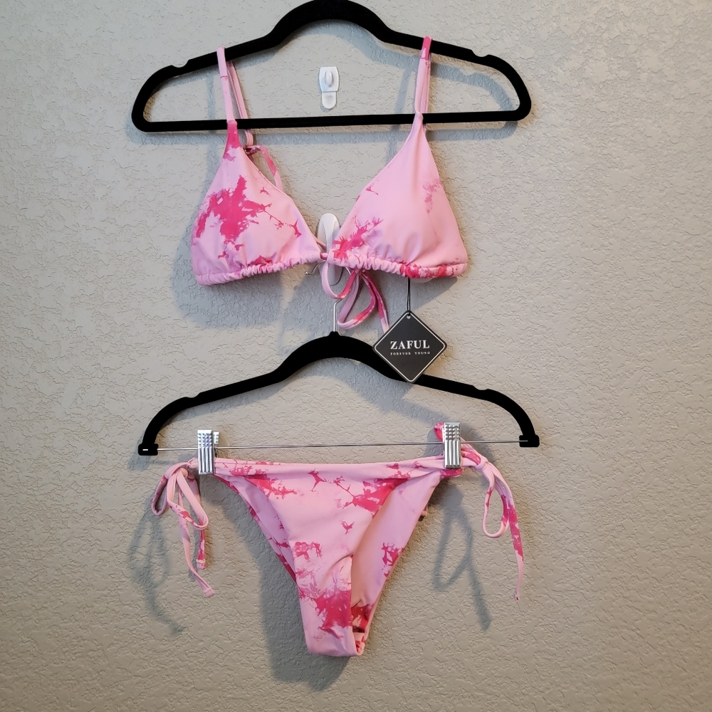 NWT Pink Marble Design Bikini 1 bottom 2 tops